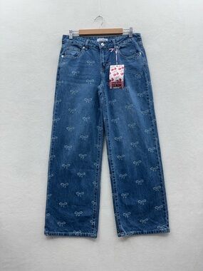 Love Soho Women’s 9 Denim Bow Low Rise Wide Leg Jeans Blue Ribbon Design